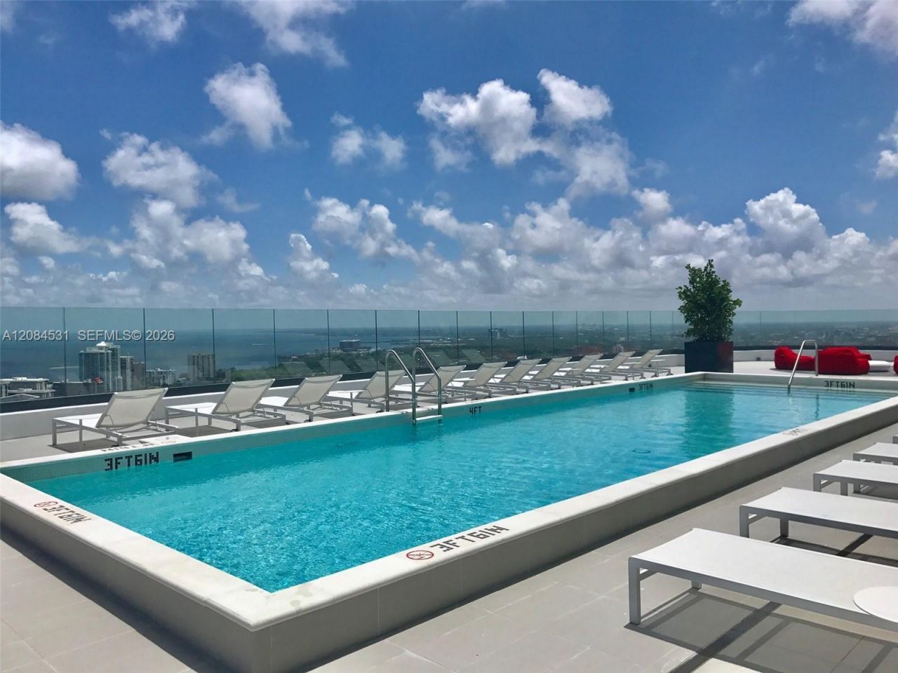 55 SW 9th St , Unit 2807, Miami, FL 33130 Photo