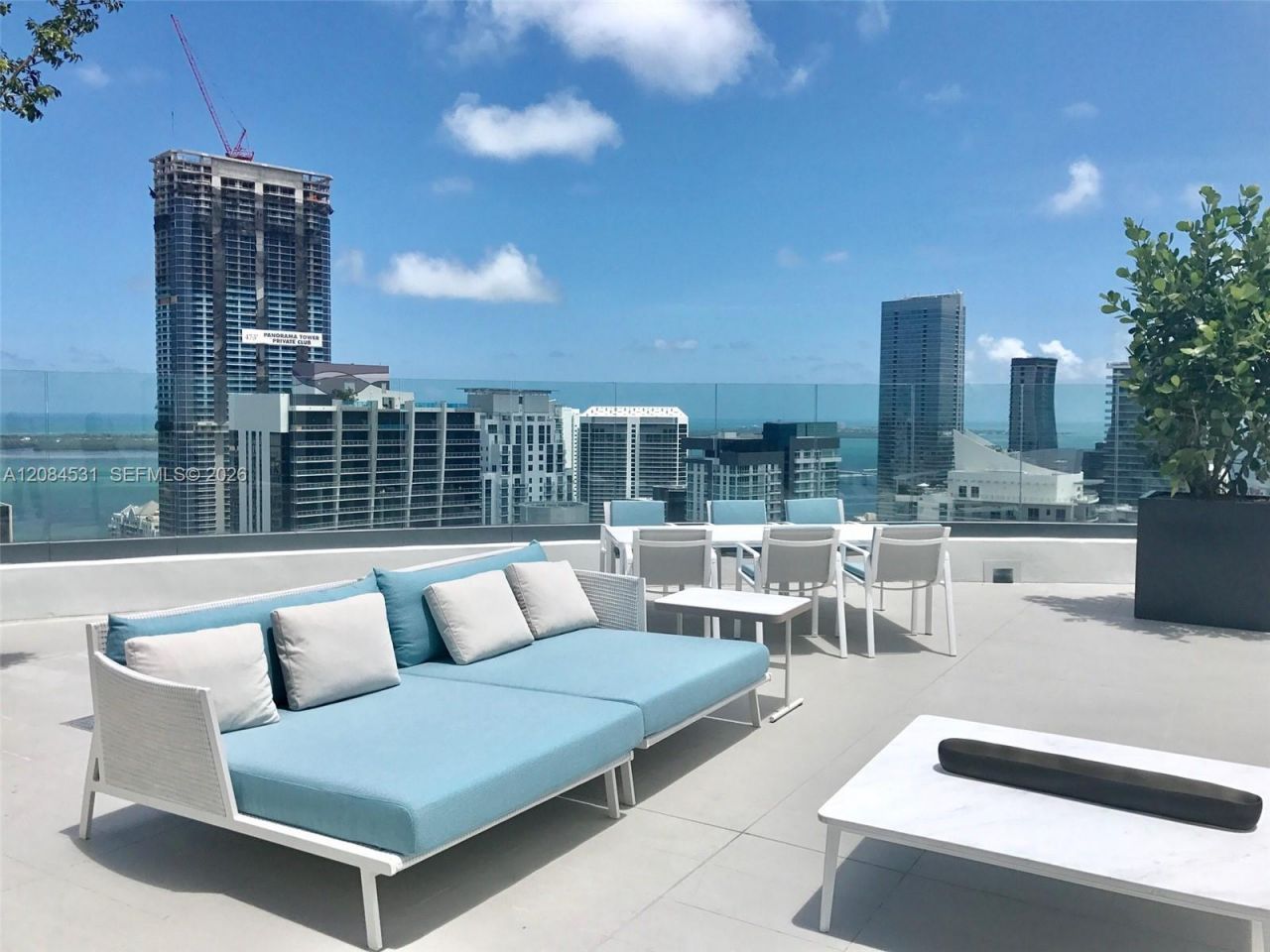 55 SW 9th St , Unit 2807, Miami, FL 33130 Photo