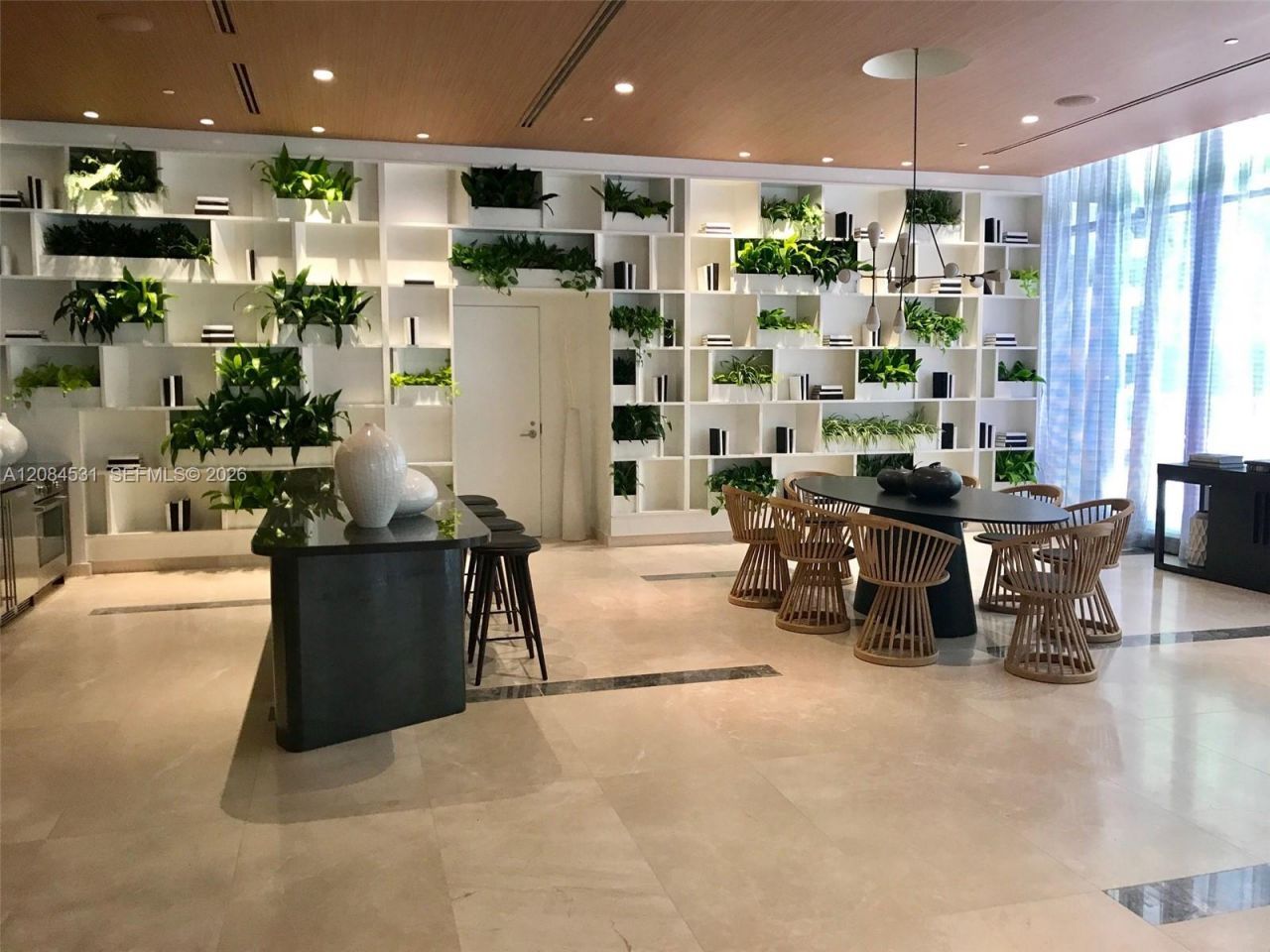 55 SW 9th St , Unit 2807, Miami, FL 33130 Photo