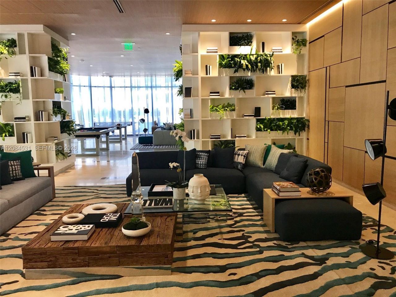55 SW 9th St , Unit 2807, Miami, FL 33130 Photo