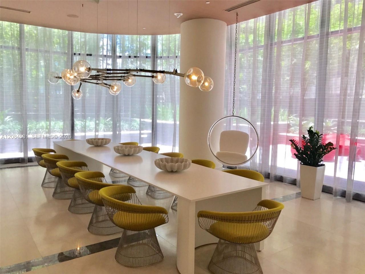55 SW 9th St , Unit 2807, Miami, FL 33130 Photo