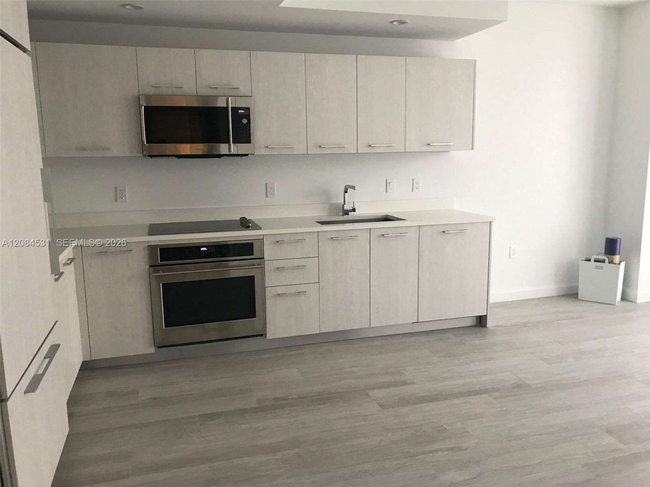 55 SW 9th St , Unit 2807, Miami, FL 33130 Photo