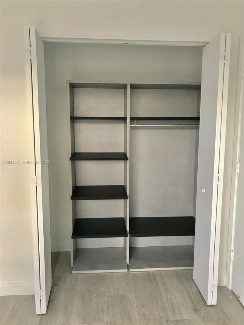 55 SW 9th St , Unit 2807, Miami, FL 33130 Photo