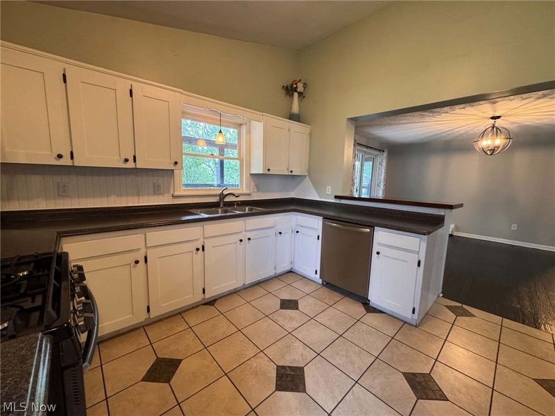 2176 Pine Street SE, East Sparta, OH 44626 Photo 12