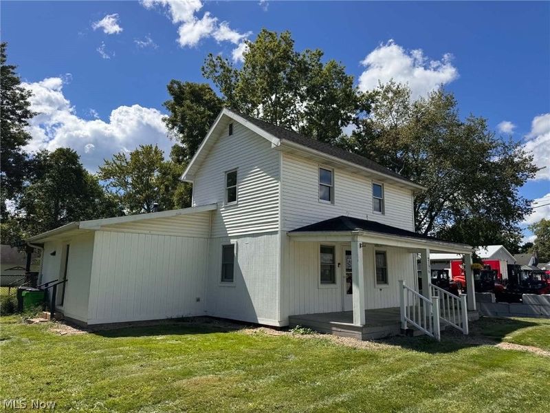 2176 Pine Street SE, East Sparta, OH 44626 Photo 2