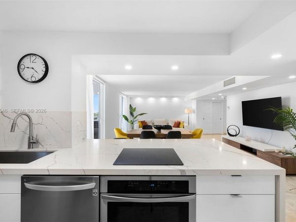 2401 Collins Ave , Unit 1508, Miami Beach, FL 33140