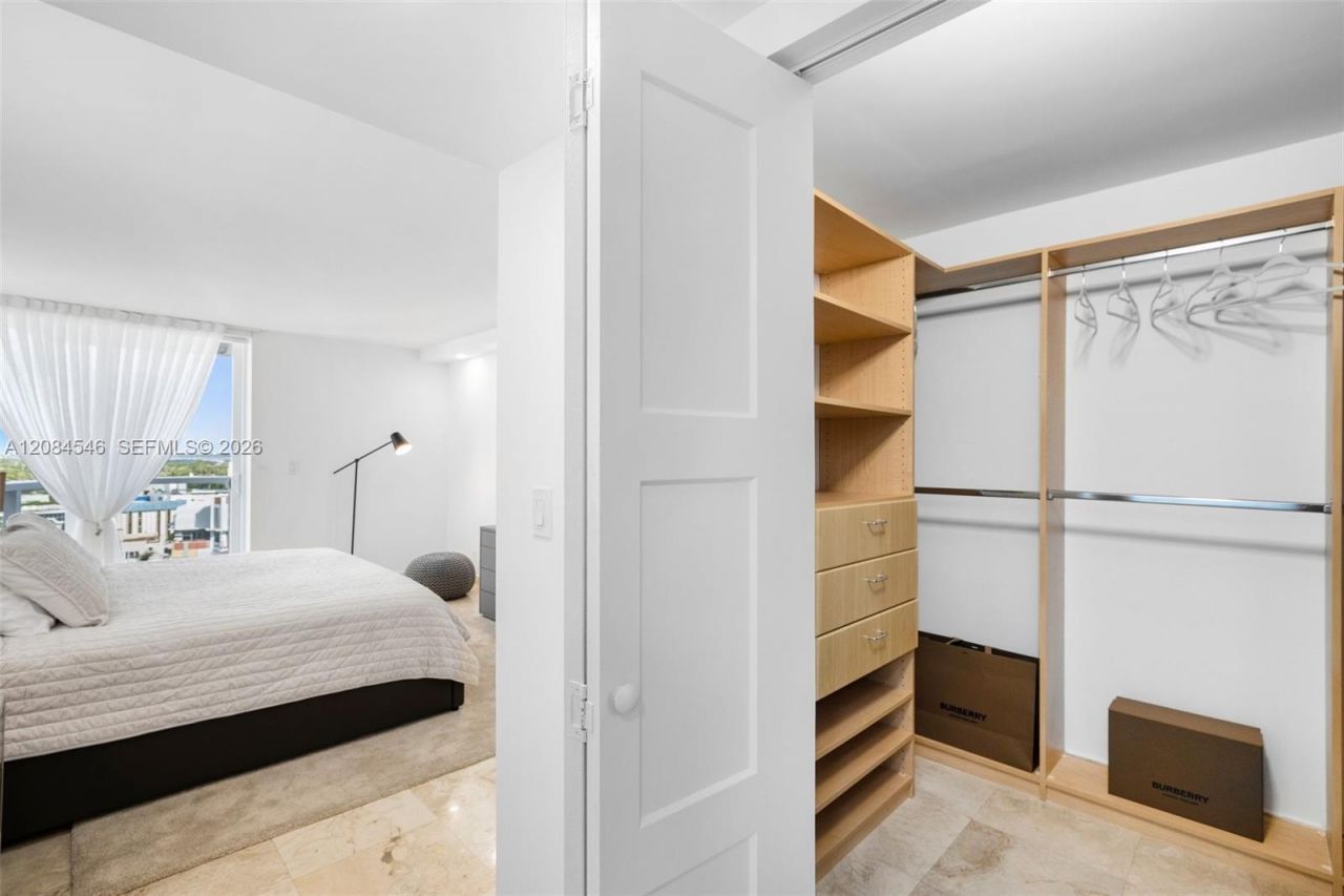 2401 Collins Ave, Unit 1508, Miami Beach, FL 33140 Photo