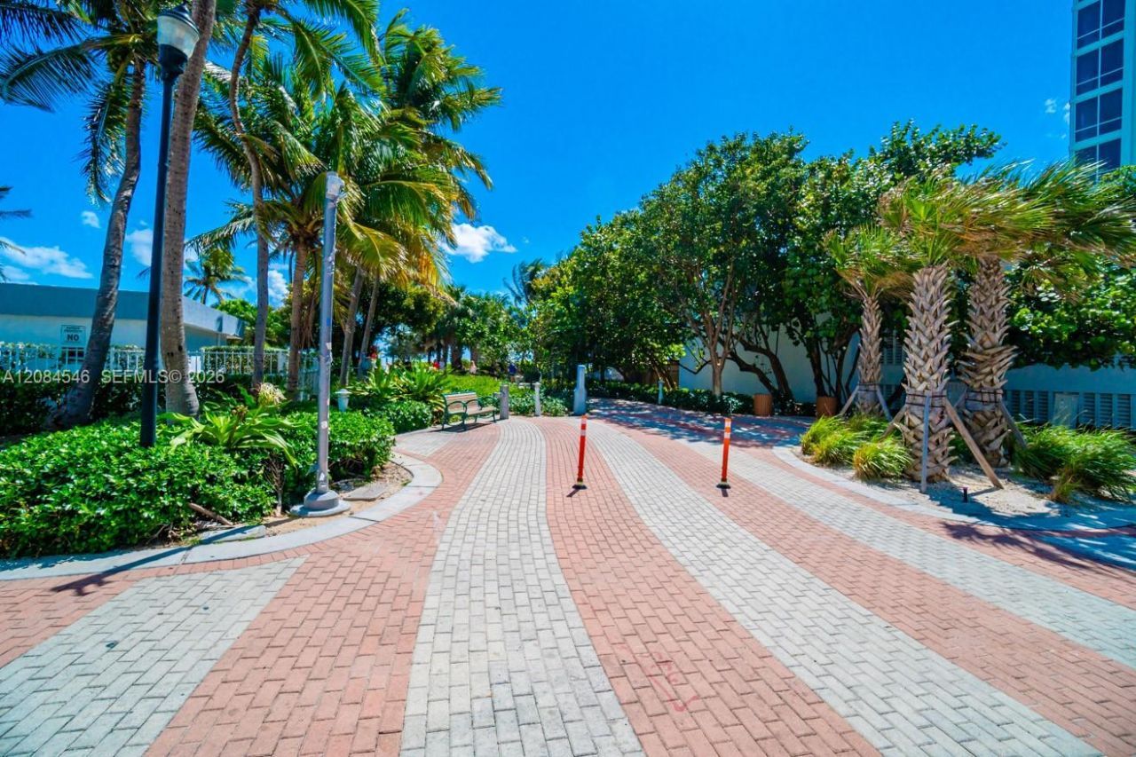 2401 Collins Ave, Unit 1508, Miami Beach, FL 33140 Photo