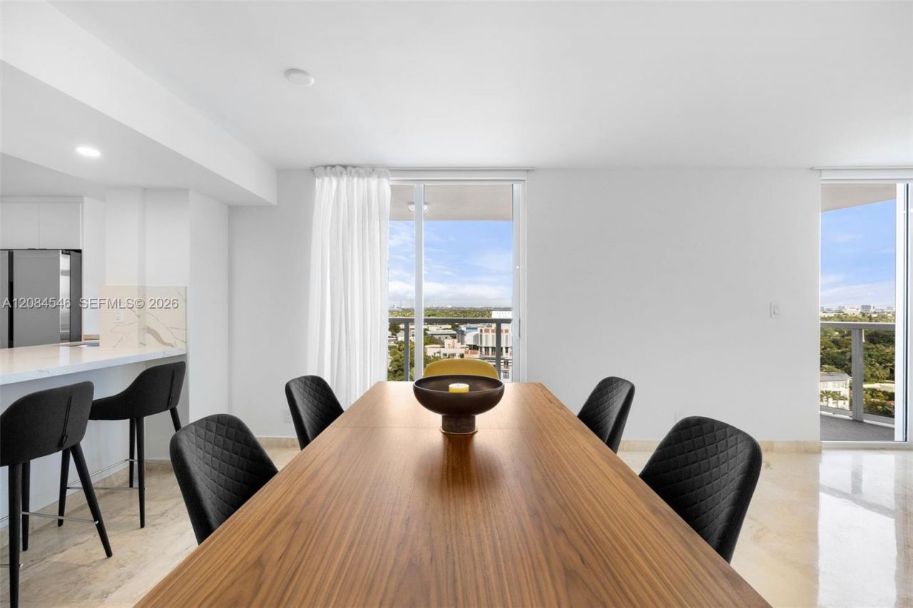 2401 Collins Ave, Unit 1508, Miami Beach, FL 33140 Photo