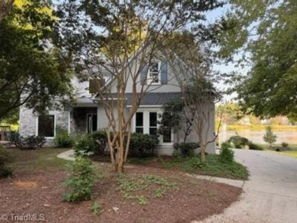 5305 Coveview Court , Greensboro, NC 27407