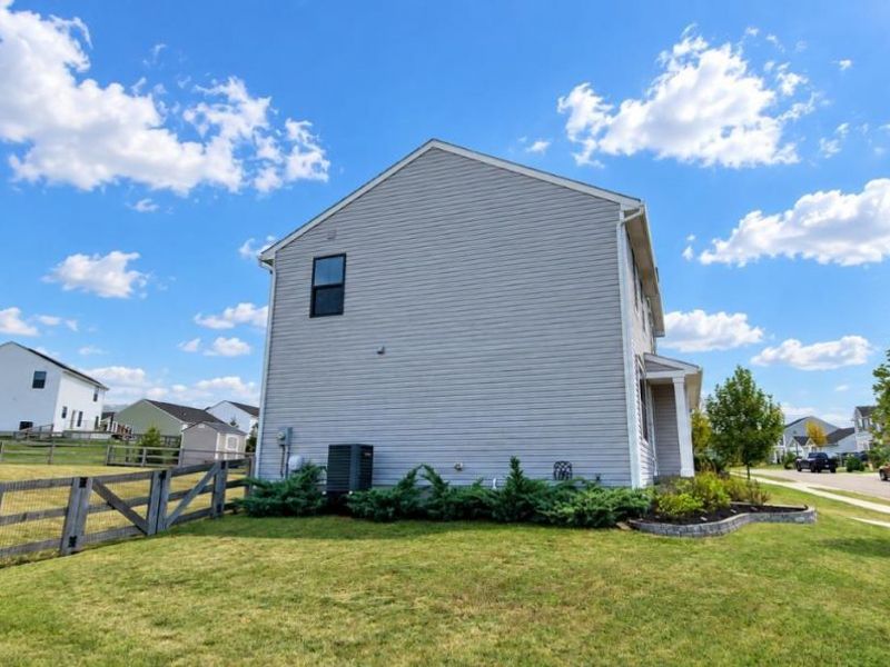 101 Crossing Circle Ct, New Richmond, OH 45157 Photo 3