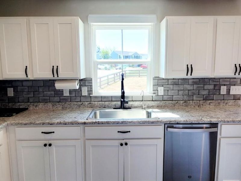 101 Crossing Circle Ct, New Richmond, OH 45157 Photo 8