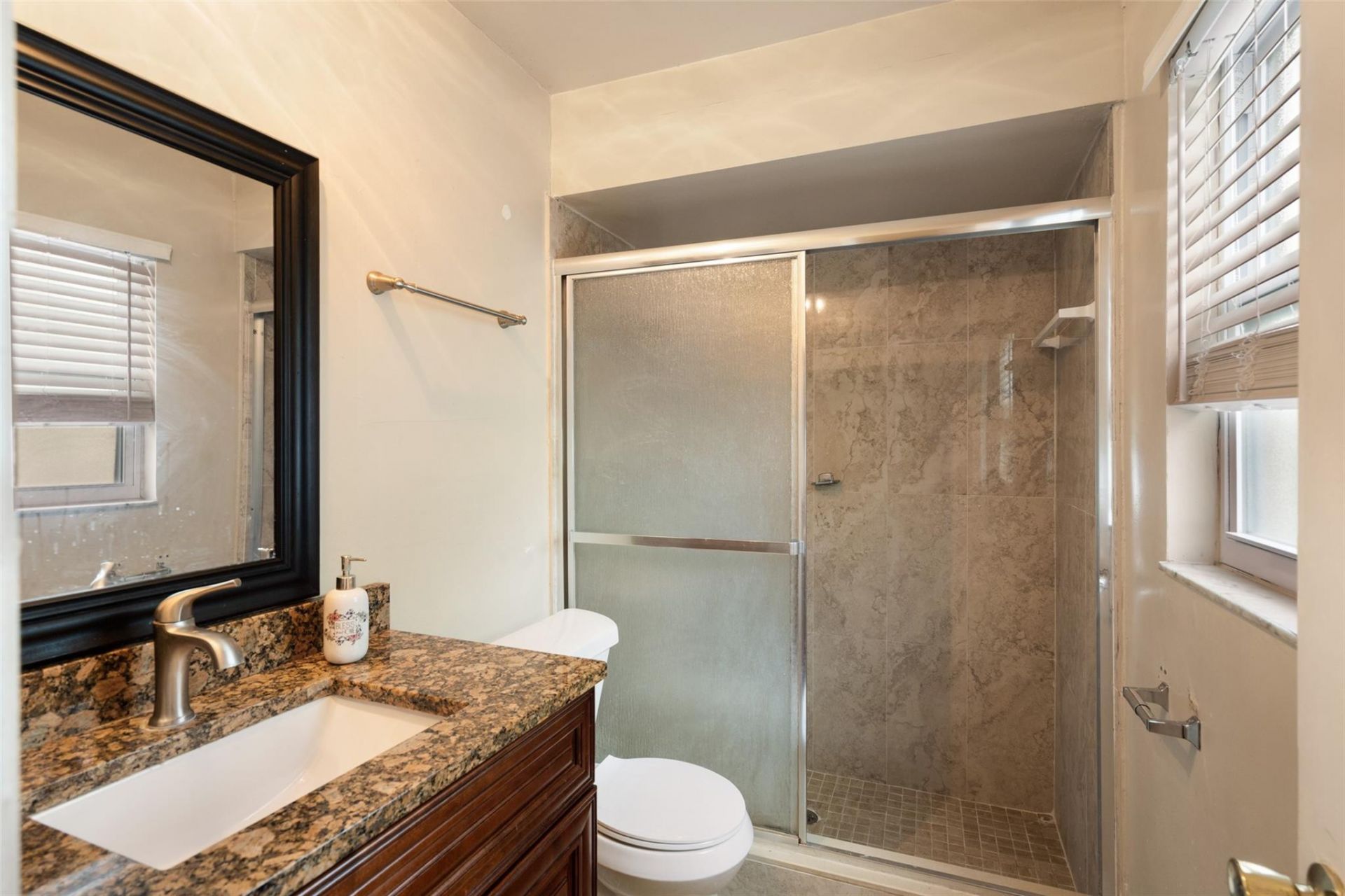 418 Declaration Drive, Orlando, FL 32809 Photo