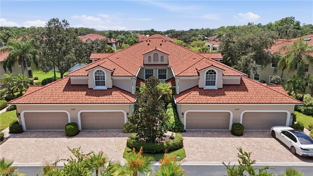 6135 Reserve Cir , Unit 1801, Naples, FL 34119 Photo