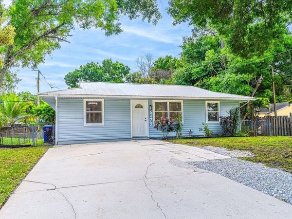 6475 5th Street, Vero Beach, FL 32968