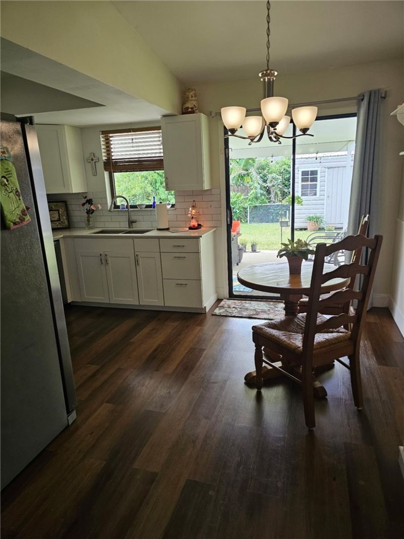 6475 5th Street, Vero Beach, FL 32968 Photo