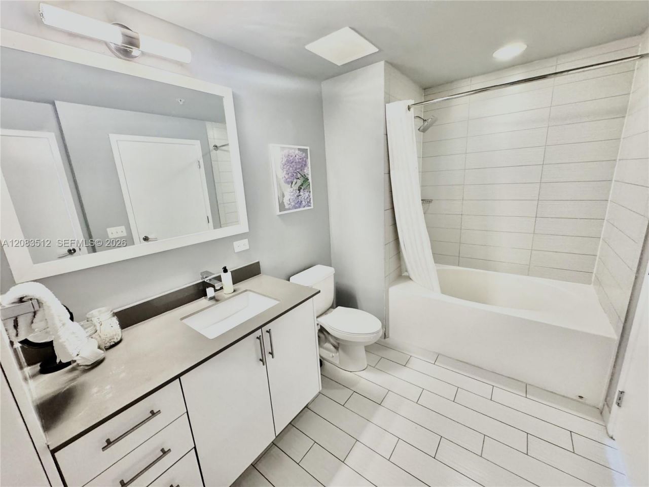 999 SW 1st Ave, Unit 2303, Miami, FL 33130 Photo