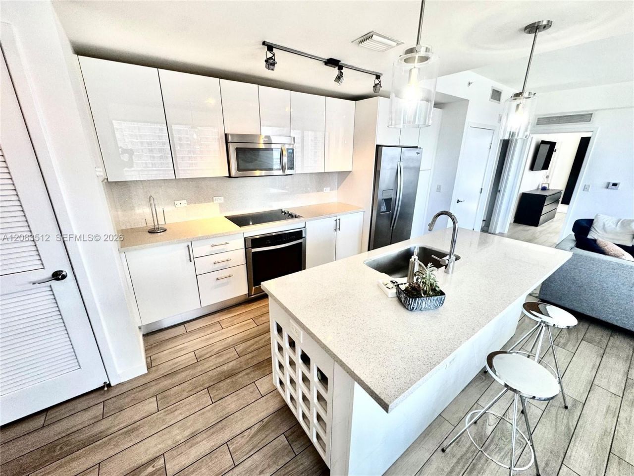 999 SW 1st Ave, Unit 2303, Miami, FL 33130 Photo