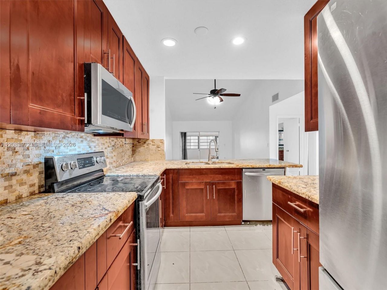 2408 N 35th Ave, Hollywood, FL 33021 Photo