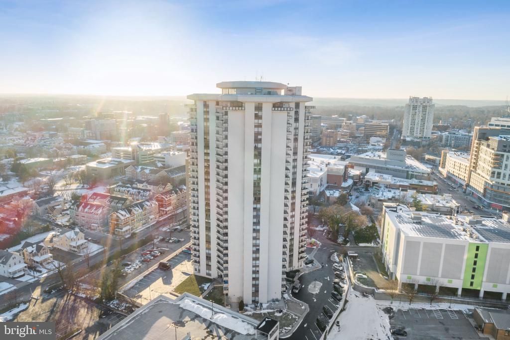 205 E JOPPA ROAD, TOWSON, MD 21286