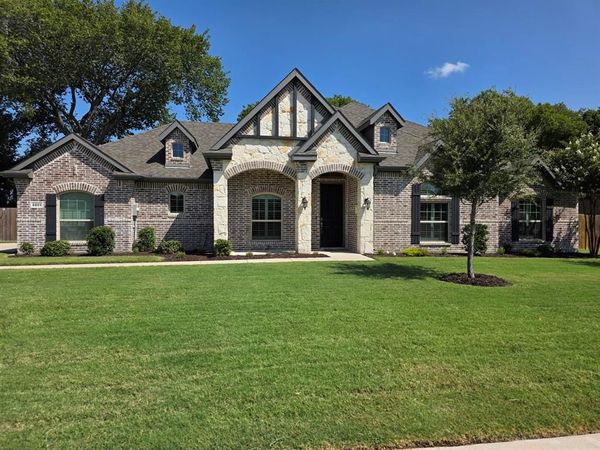 6001 Allison Drive , Midlothian, TX 76065
