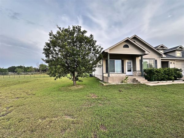 1640 County Road 228, Unit B, Florence, TX 76527