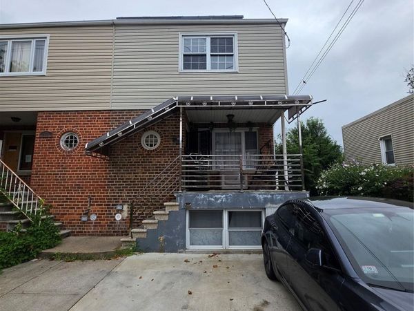 2570 Pearsall Avenue , Bronx, NY 10469