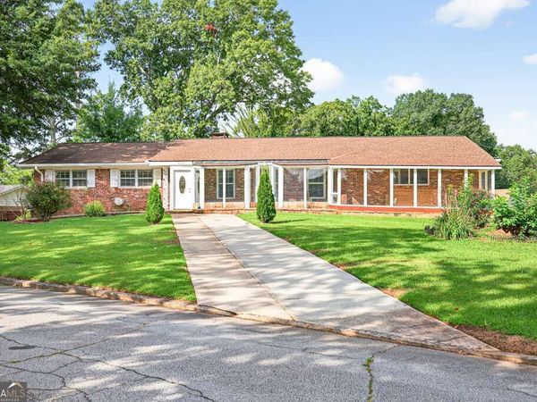3724 Chavers Place, Stone Mountain, GA 30083
