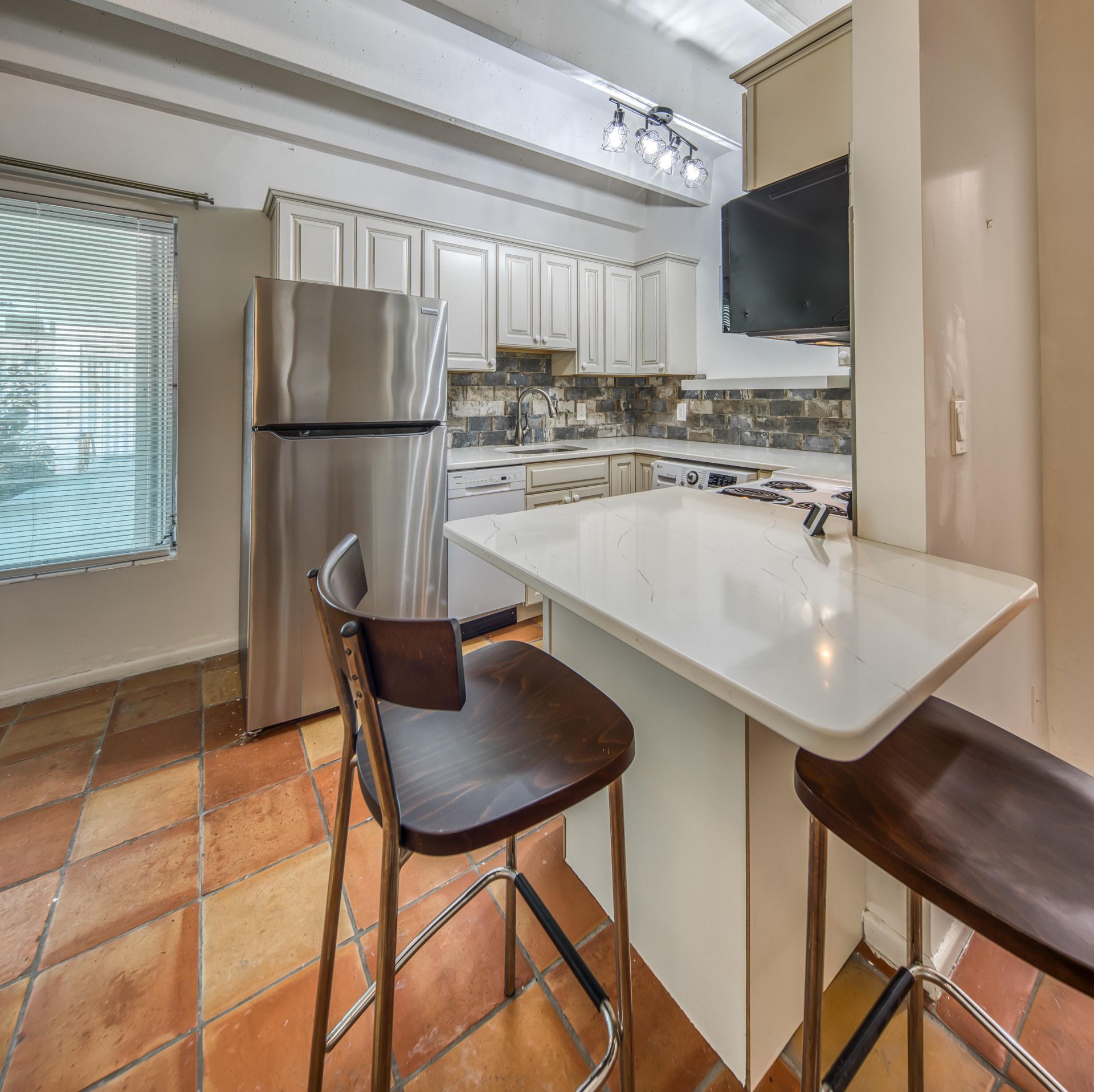 702 N Federal Highway, Unit A1, Lake Worth Beach, FL 33460 Photo