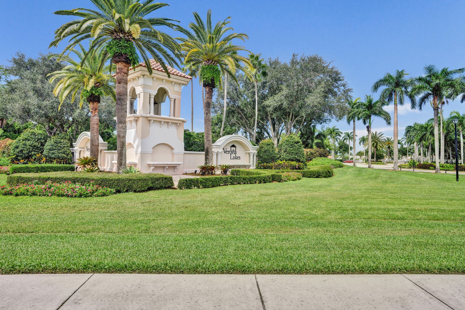 8055 Bellagio Lane, Boynton Beach, FL 33472 Photo