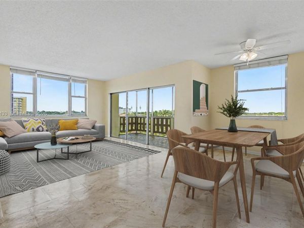 4330 Hillcrest Dr, Unit 520, Hollywood, FL 33021