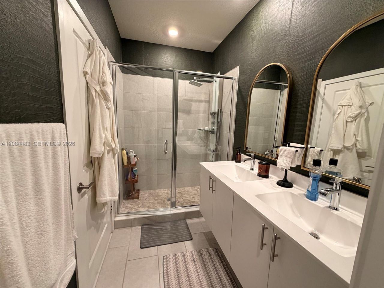 8316 NW 43rd St, Doral, FL 33166 Photo