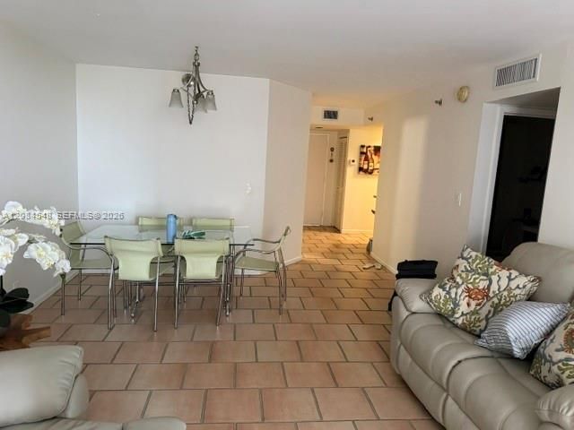 2401 Collins Ave, Unit 610, Miami Beach, FL 33140 Photo