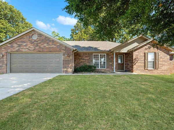 2656 Clayburne Drive , Jonesboro, AR 72405