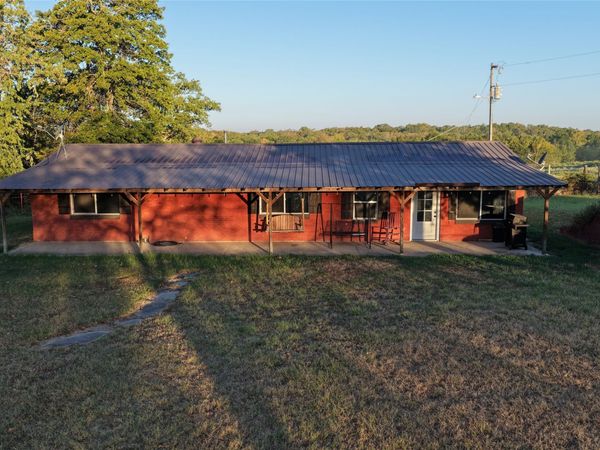 590 Friendship Road , Stuart, OK 74570