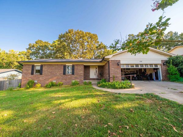 105 Chase Place , Hot Springs, AR 71901