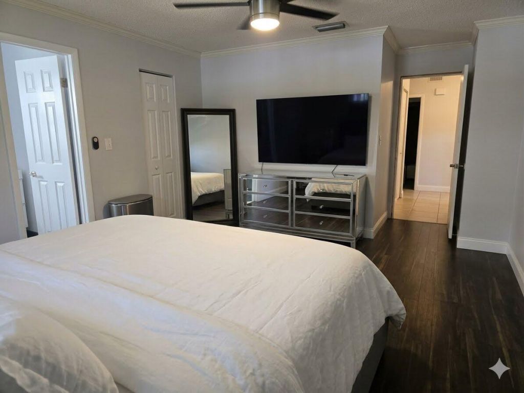 9753 NW 45th Street, Sunrise, FL 33351 Photo