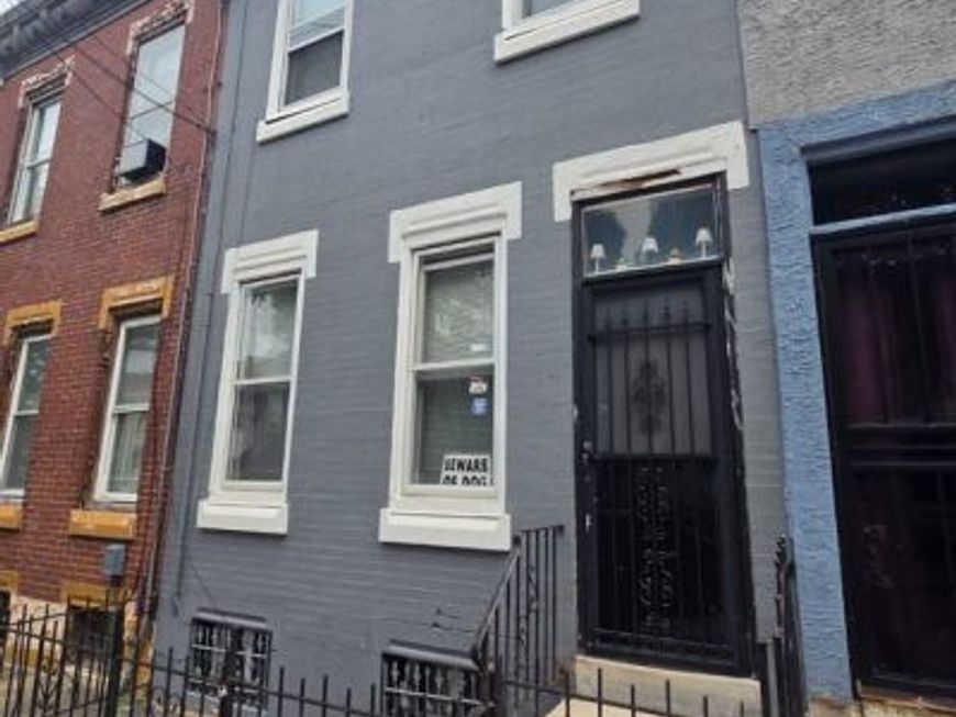 3049 N Lawrence Street, Philadelphia, PA 19133 Main Photo