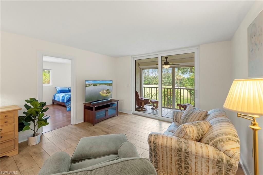 499 Forest Lakes Blvd, Unit 201, Naples, FL 34105 Photo