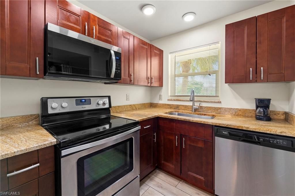 499 Forest Lakes Blvd, Unit 201, Naples, FL 34105 Photo