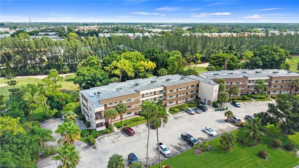 499 Forest Lakes Blvd, Unit 201, Naples, FL 34105 Photo