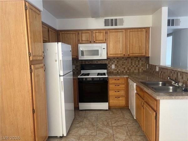 5710 E Tropicana Avenue , Unit 2054, Las Vegas, NV 89122