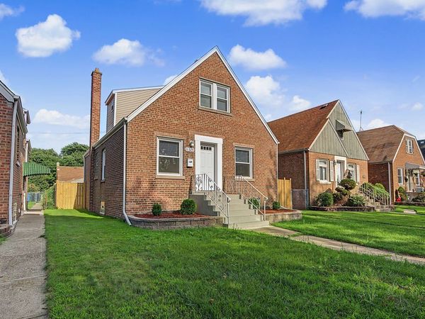 11325 S Avenue H , Chicago, IL 60617