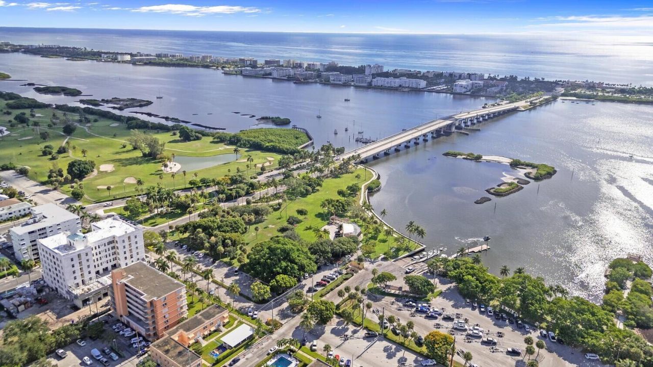 414 S Ocean Breeze, Lake Worth Beach, FL 33460 Photo