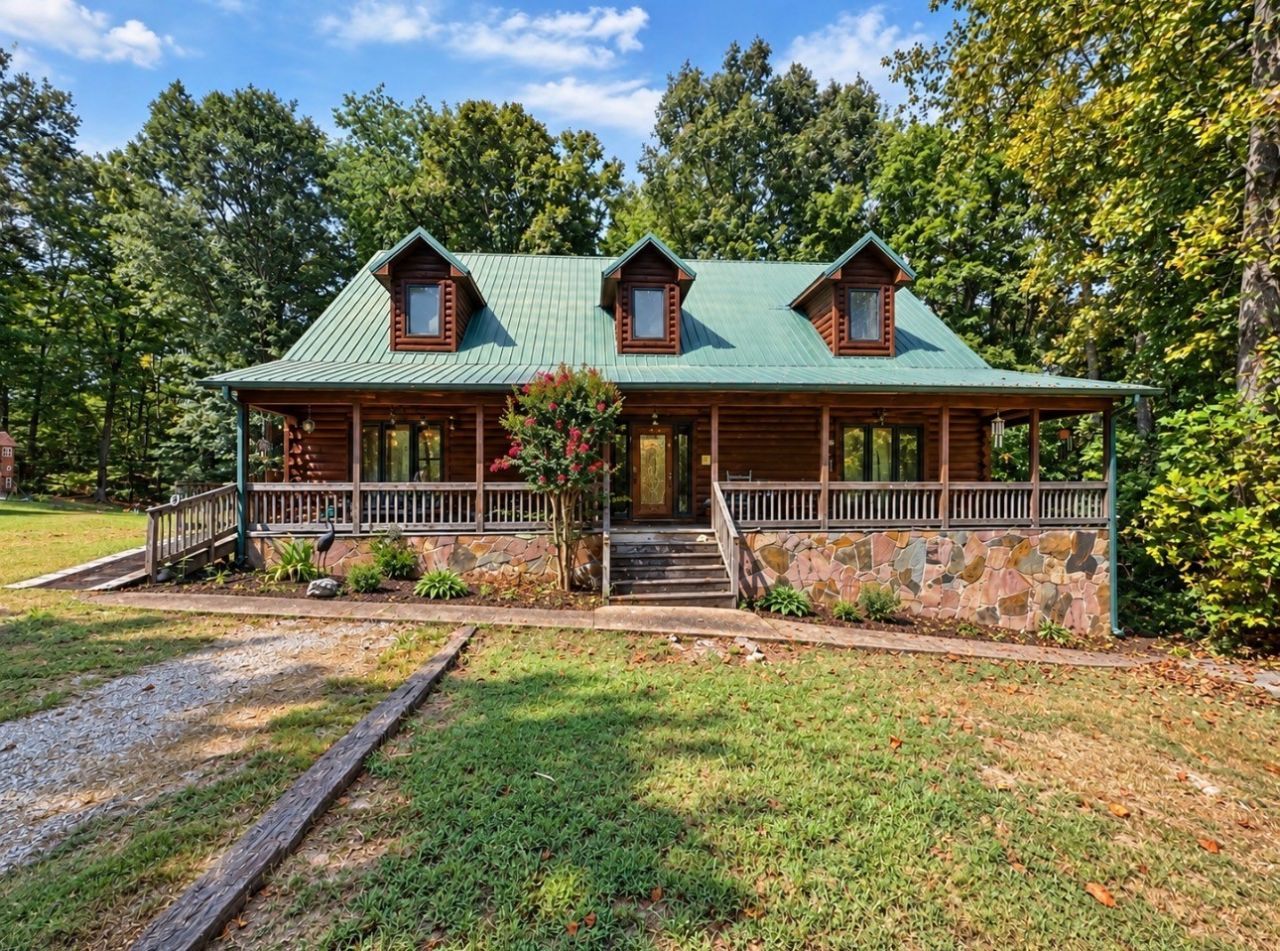 134 Oak Dr , Smithville, TN 37166 Main Photo