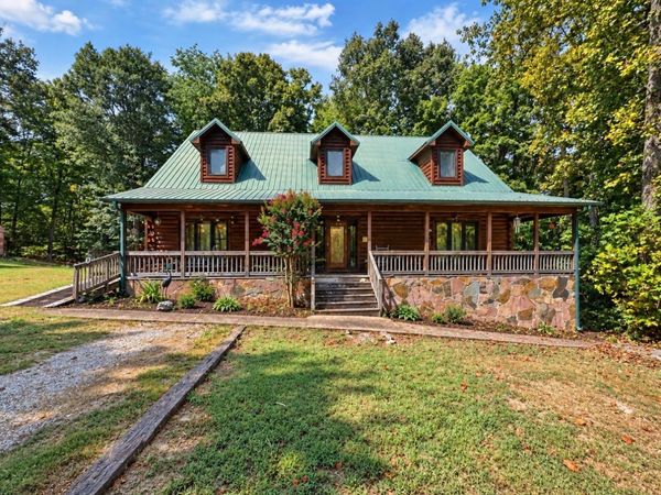 134 Oak Dr , Smithville, TN 37166