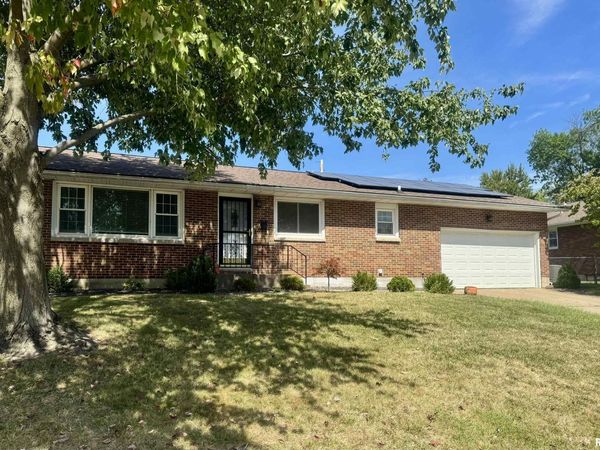 3721 Queen Anne Avenue, Quincy, IL 62305