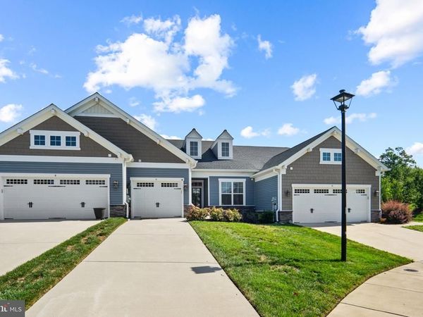6 GRAMBY COURT , LA PLATA, MD 20646