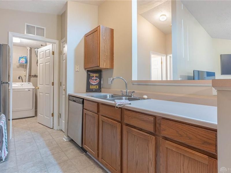 1680 Piper Lane, Dayton, OH 45440 Photo 10