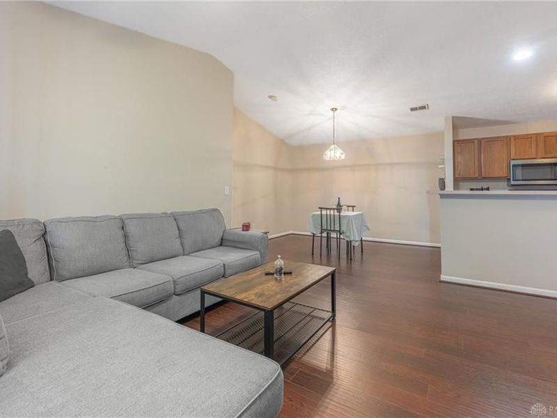 1680 Piper Lane, Dayton, OH 45440 Photo 5
